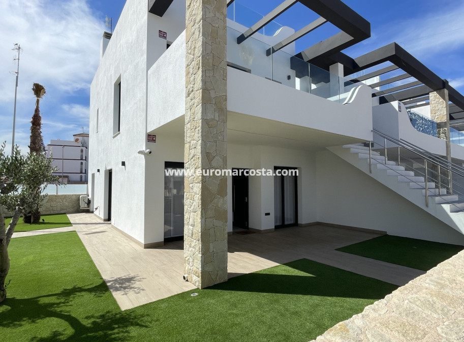 New Build - terraced - Torrevieja - TORREVIEJA