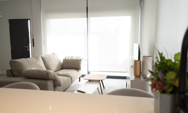 New Build - terraced - Torrevieja - TORREVIEJA