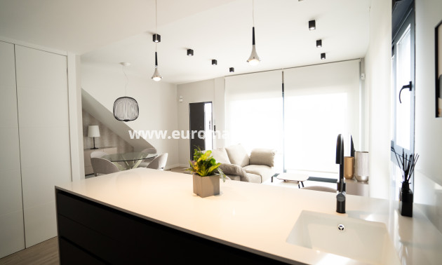 New Build - terraced - Torrevieja - TORREVIEJA