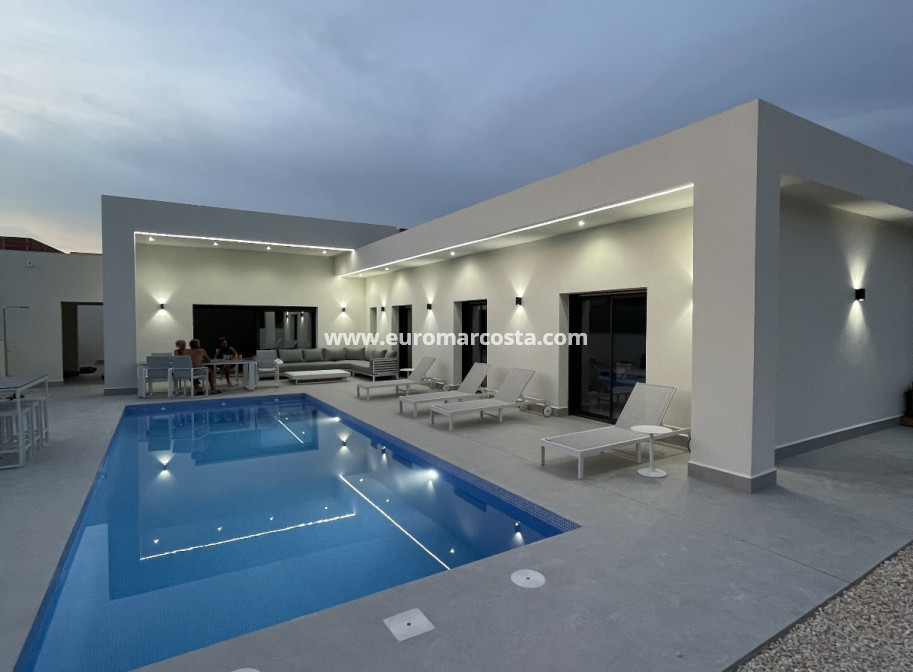 New Build - detached - La Romana