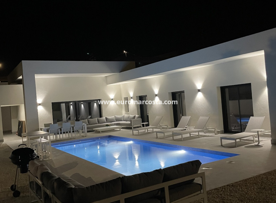 New Build - detached - La Romana