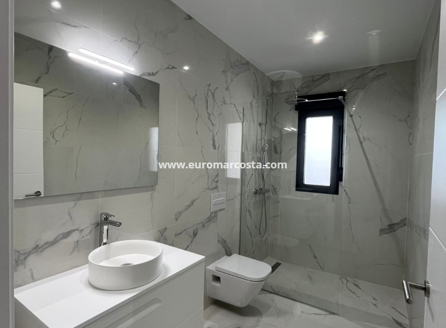 New Build - detached - La Romana