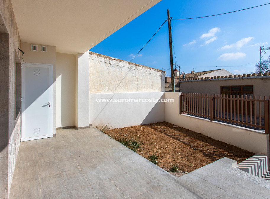 Nueva construcción  - high-bungalow - La Canalosa - Alicante