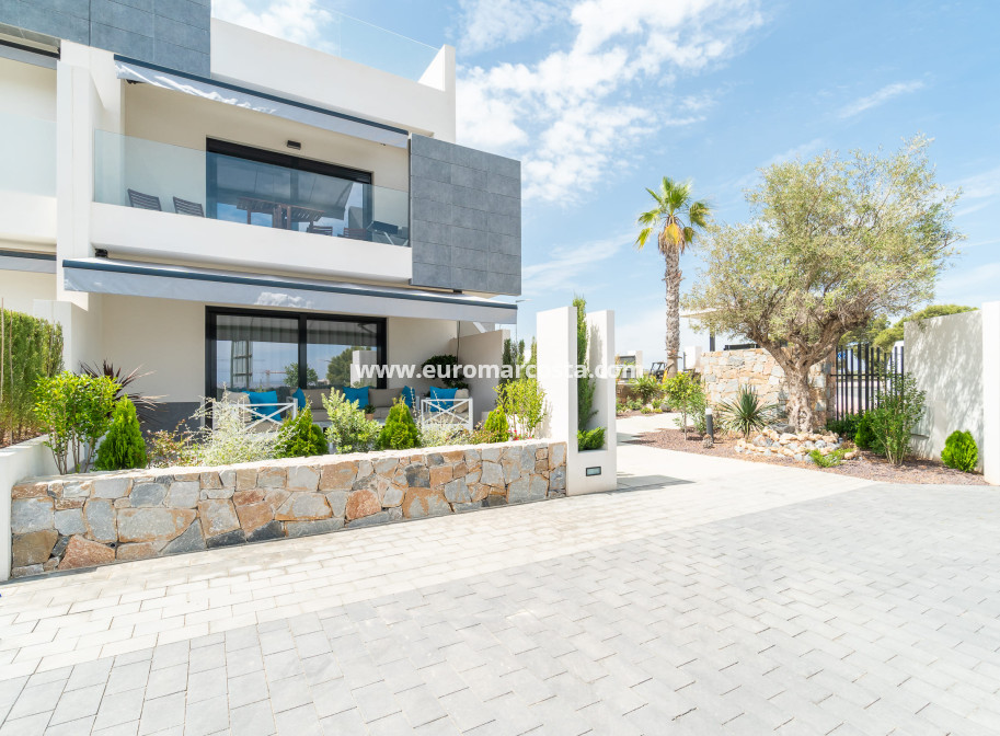Nueva construcción  - low-bungalow - Torrevieja - TORREVIEJA
