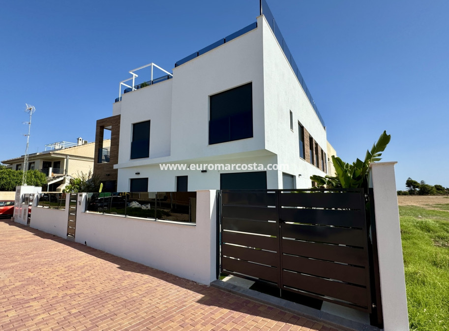 Nueva construcción  - low-bungalow - San Pedro del Pinatar - San Pedro de Pinatar