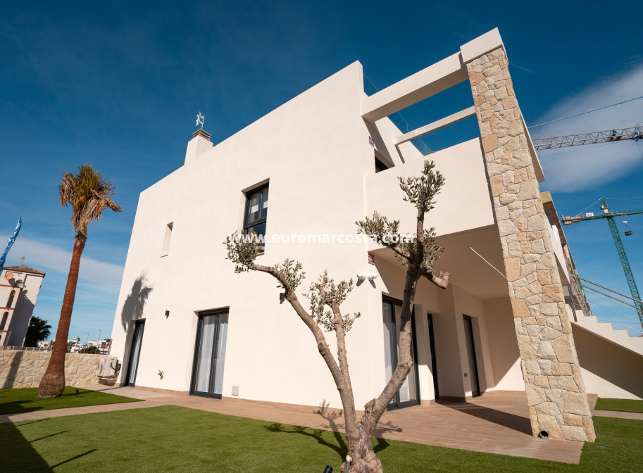 New Build - low-bungalow - Pilar de la Horadada