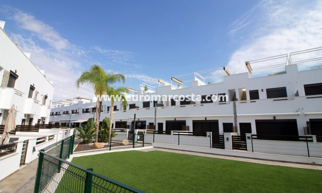 Nueva construcción  - terraced - Pilar de la Horadada
