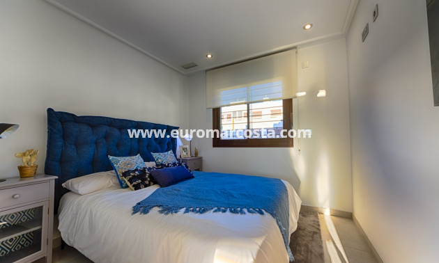 Nueva construcción  - terraced - Pilar de la Horadada