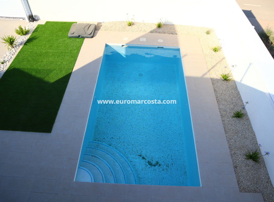 Neubauten - detached - Aspe