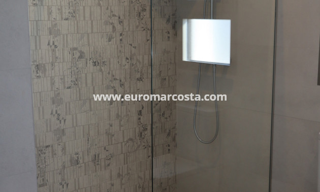 Neubauten - detached - Aspe