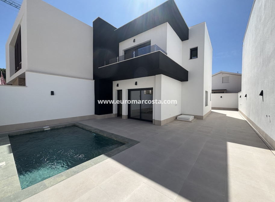 Nueva construcción  - detached - Almoradi - Formentera del Segura