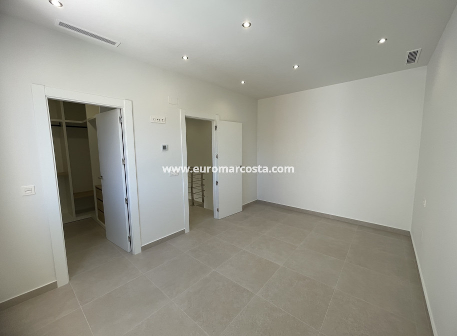 Nueva construcción  - detached - Almoradi - Formentera del Segura
