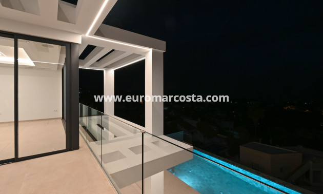 Neubauten - Villa freitstehend - Calpe