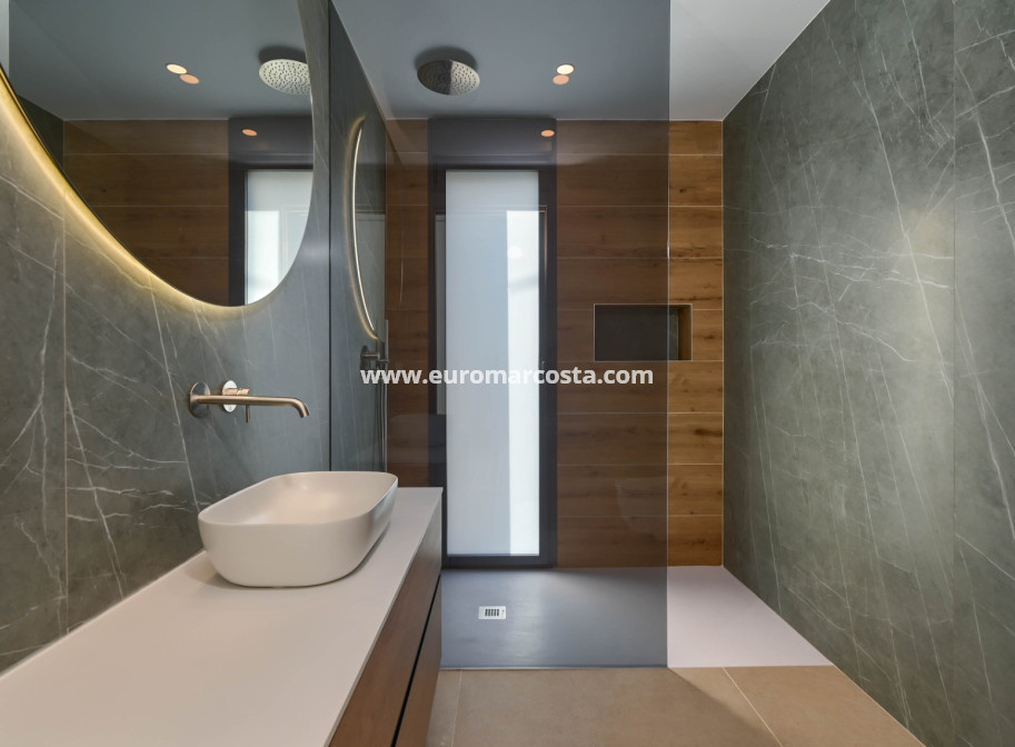 Neubauten - Villa freitstehend - Calpe