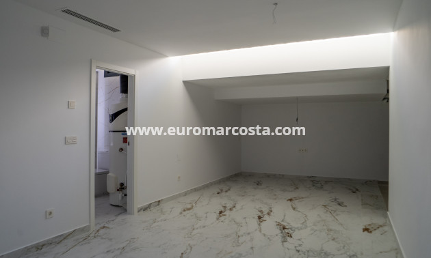 New Build - detached - Coloma