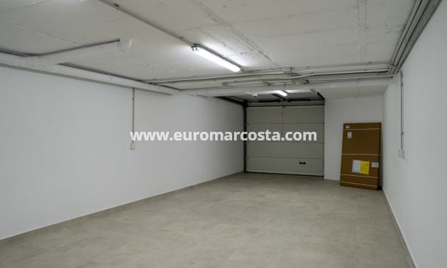 New Build - detached - Coloma