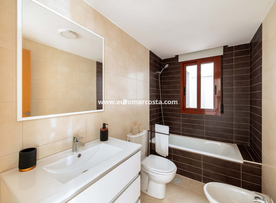 New Build - Apartment / flat - Jerónimo y Avileses