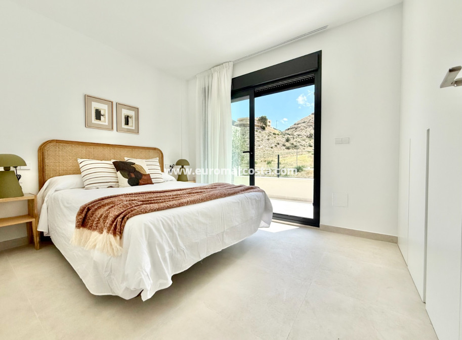 New Build - high-bungalow - Cox