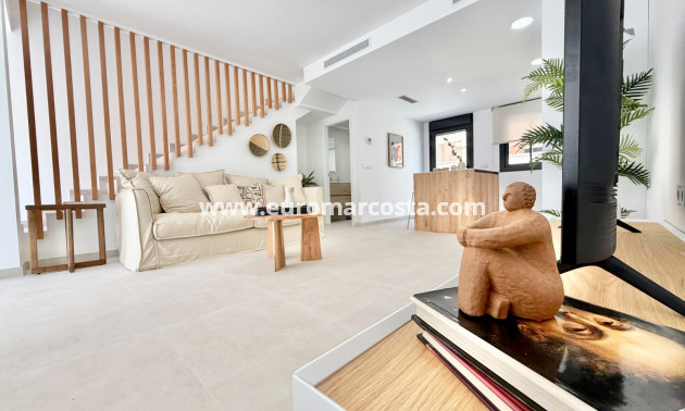 New Build - terraced - Cox