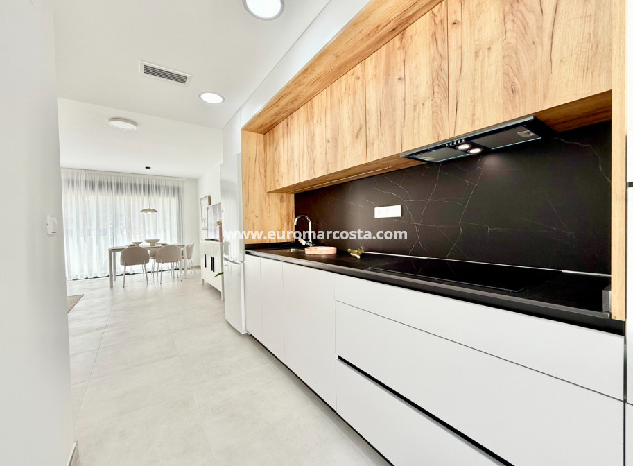 New Build - terraced - Cox