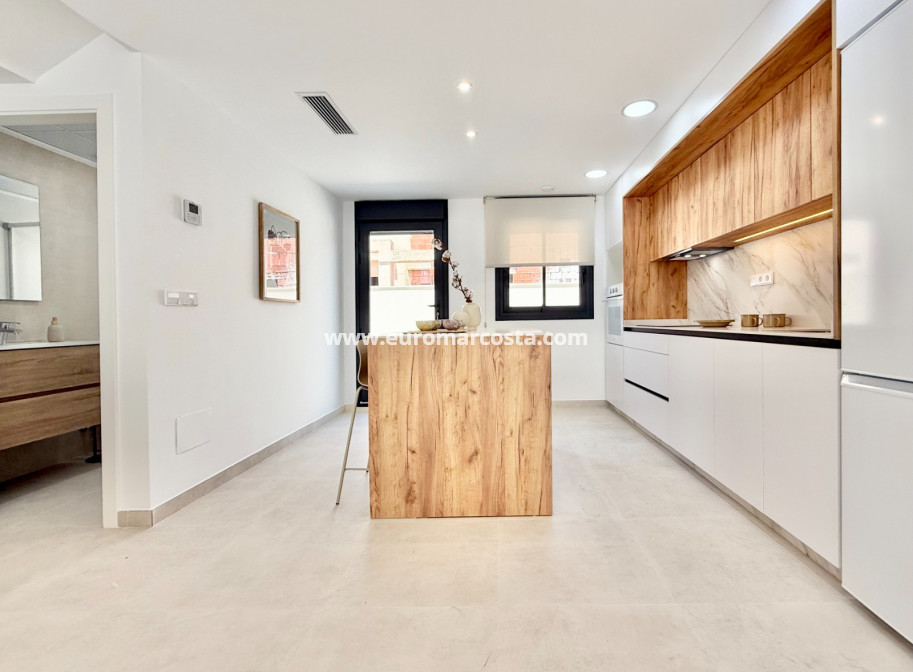 New Build - terraced - Cox