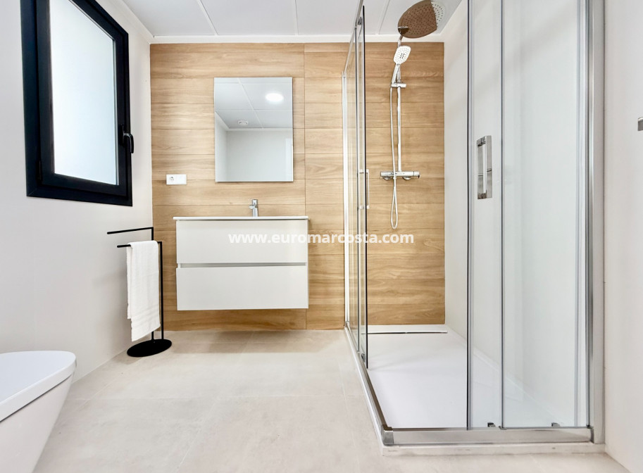 New Build - terraced - Cox