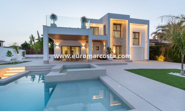 Nueva construcción  - Villa - Orihuela Costa