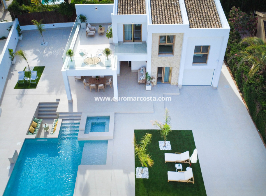 Nueva construcción  - Villa - Orihuela Costa
