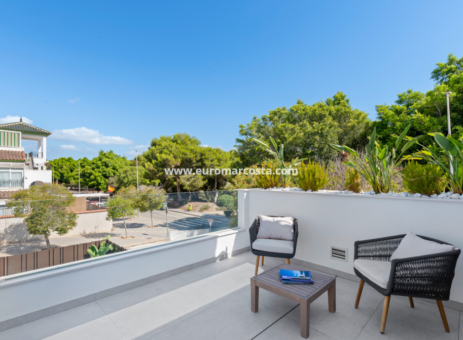 Nueva construcción  - detached - Pilar de la Horadada