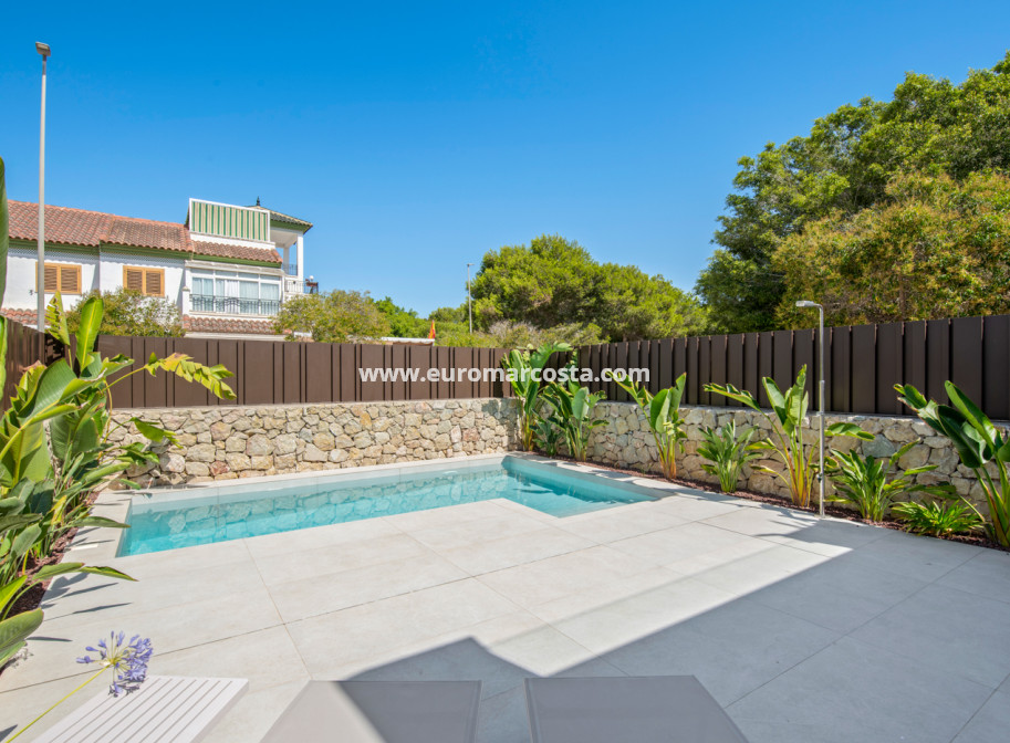 Nueva construcción  - detached - Pilar de la Horadada