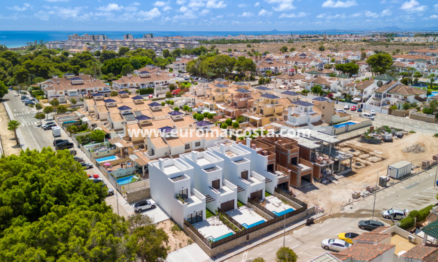 Nueva construcción  - detached - Pilar de la Horadada