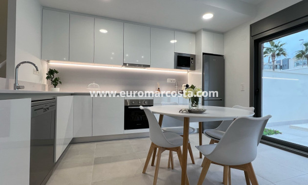 New Build - terraced - Orihuela Costa