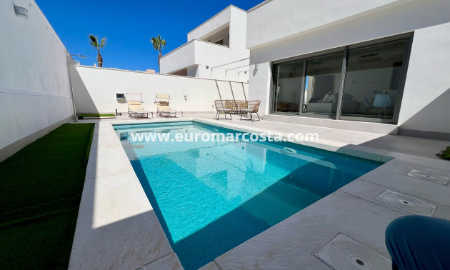 New Build - terraced - Orihuela Costa