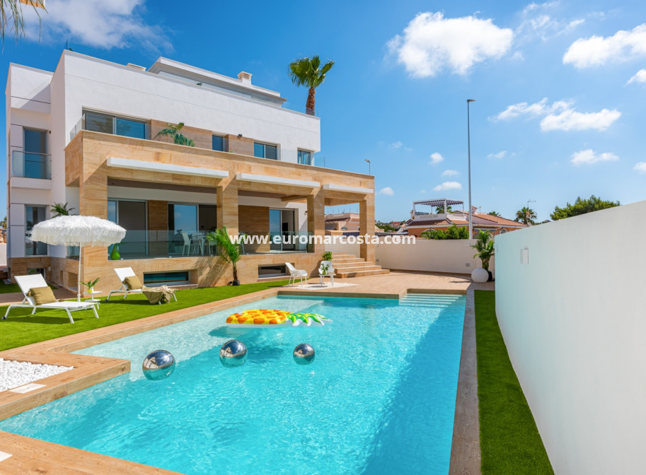 Nueva construcción  - detached - Ciudad Quesada