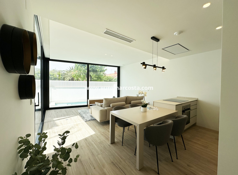 Neubauten - detached - Torre de la Horadada