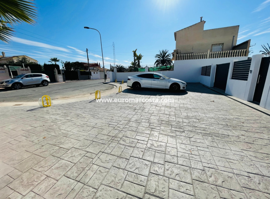 Neubauten - detached - Torrevieja - TORREVIEJA