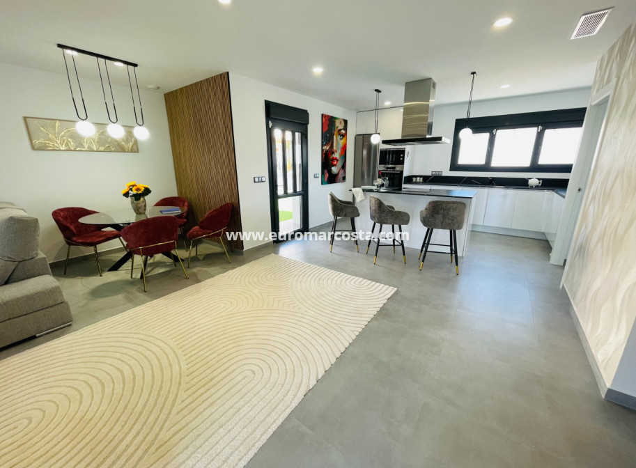 Neubauten - detached - Torrevieja - TORREVIEJA