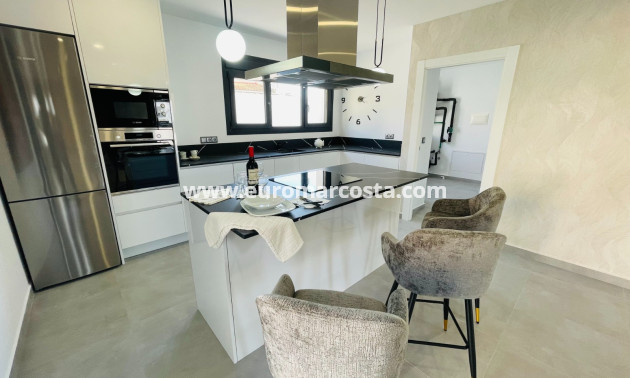 Neubauten - detached - Torrevieja - TORREVIEJA