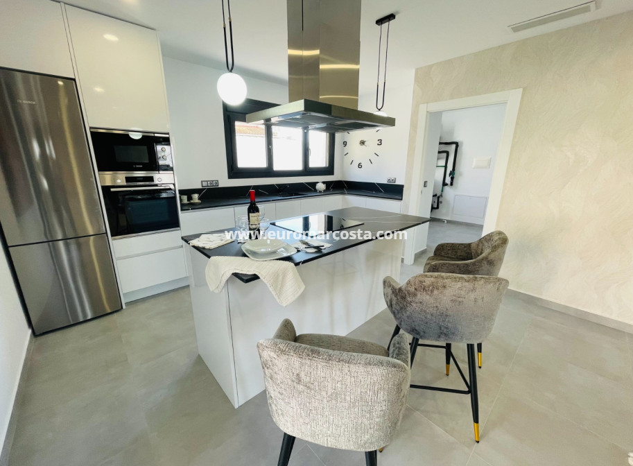 Neubauten - detached - Torrevieja - TORREVIEJA