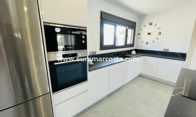 Neubauten - detached - Torrevieja - TORREVIEJA