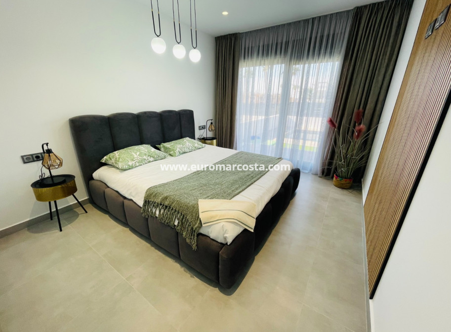 Neubauten - detached - Torrevieja - TORREVIEJA