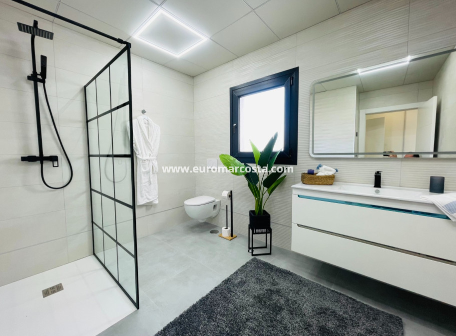 Neubauten - detached - Torrevieja - TORREVIEJA