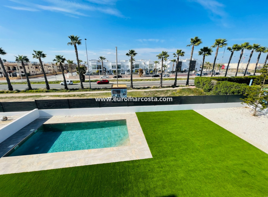 Neubauten - detached - Torrevieja - TORREVIEJA