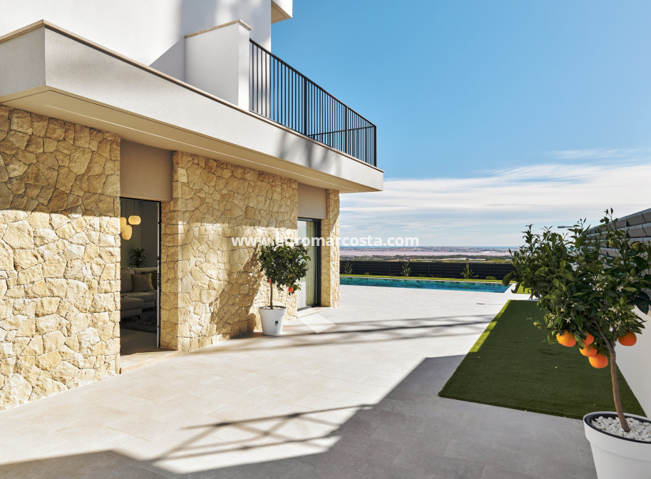 Nueva construcción  - Villa - San Miguel de Salinas