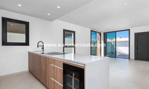 New Build - low-bungalow - Pilar de la Horadada