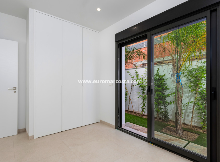 New Build - low-bungalow - Pilar de la Horadada
