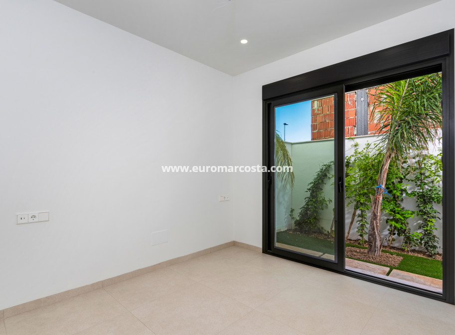 New Build - low-bungalow - Pilar de la Horadada