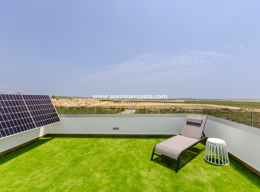 Neubauten - detached - Orihuela Costa