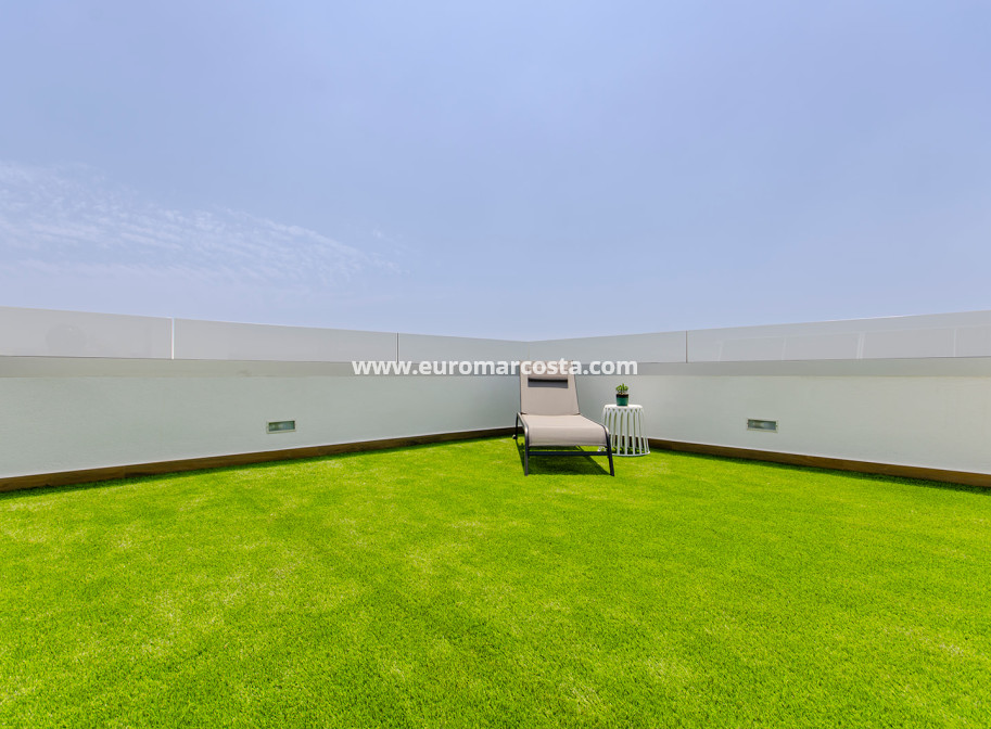 Neubauten - detached - Orihuela Costa