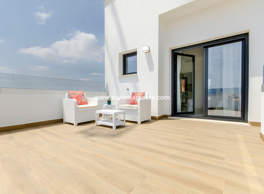 Neubauten - detached - Orihuela Costa